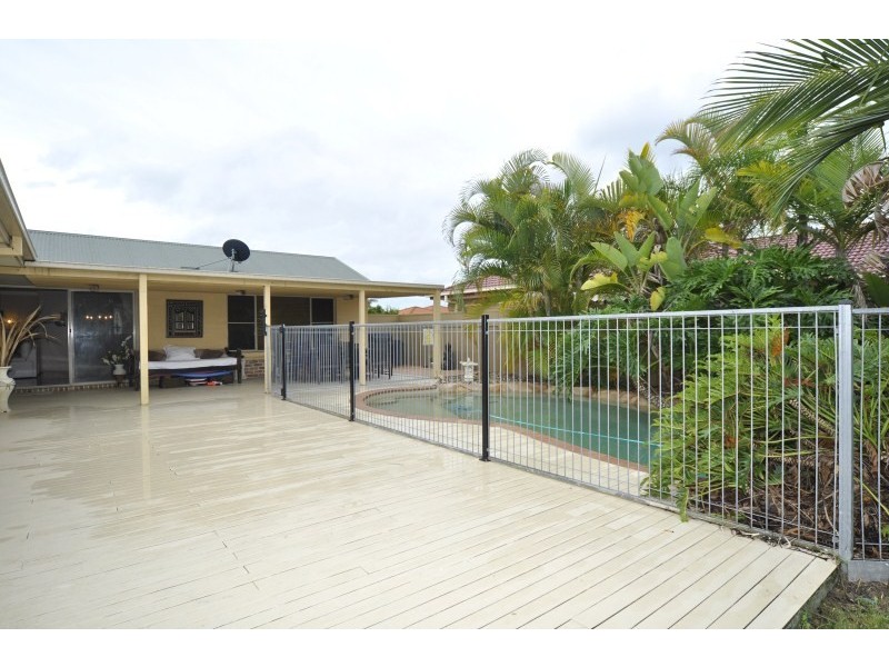 24 Meadow Way, Upper Coomera QLD 4209