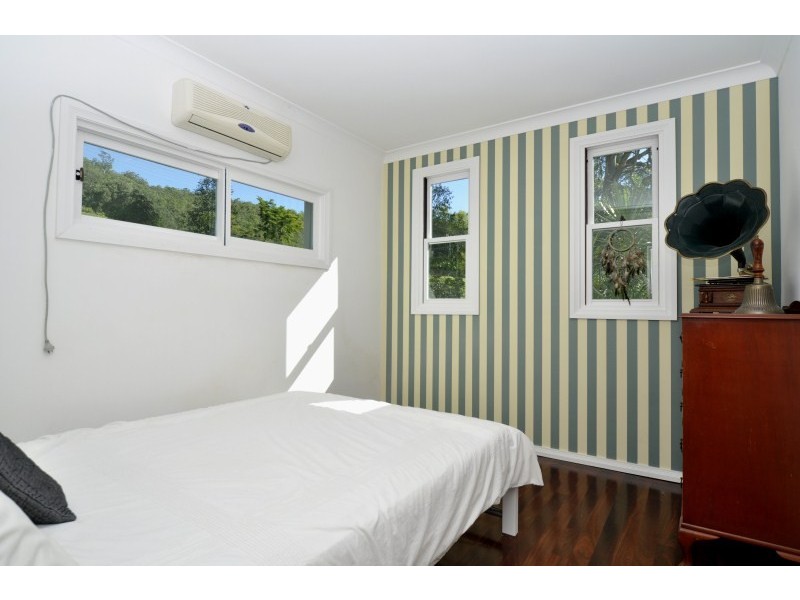 15 Polo Close, Wongawallan QLD 4210