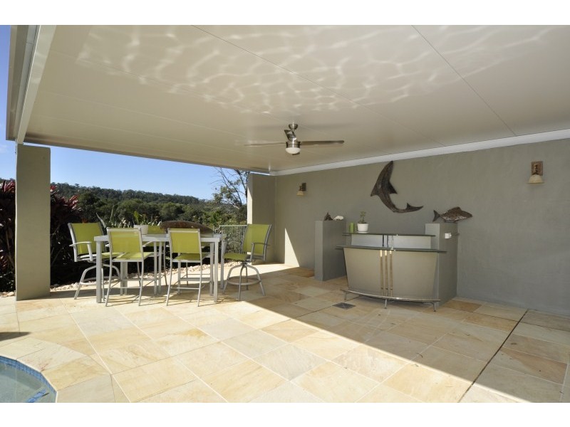 15 Polo Close, Wongawallan QLD 4210