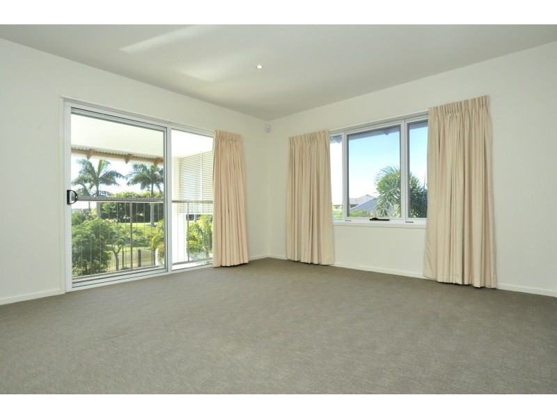 28 Marina Parade, Jacobs Well QLD 4208