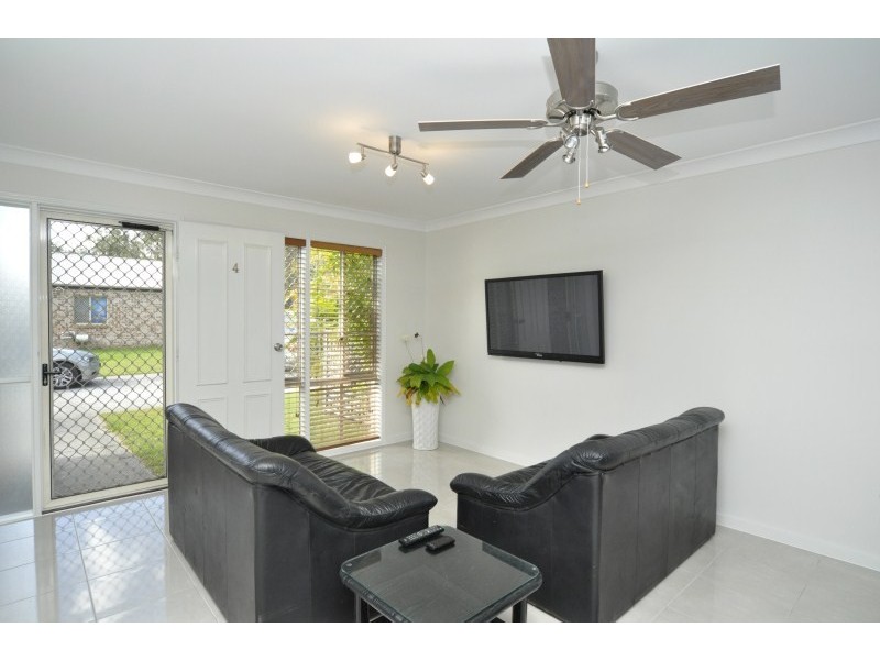 4/13 Blackbird Street, Beenleigh QLD 4207