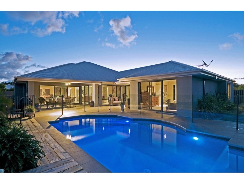 5 Ragamuffin Drive West, Coomera QLD 4209