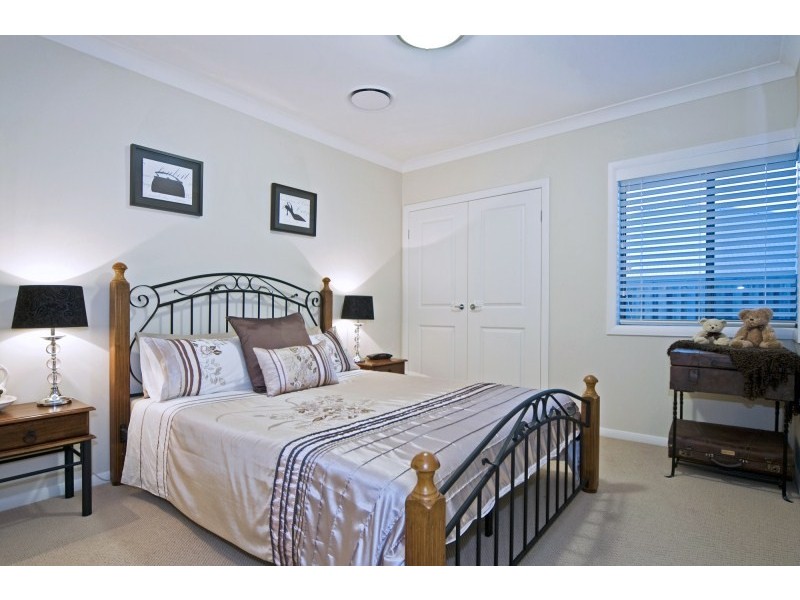 5 Ragamuffin Drive West, Coomera QLD 4209