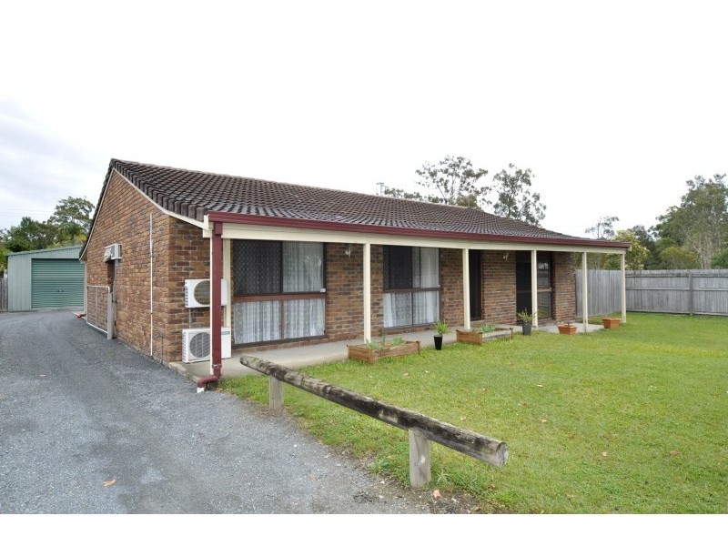 42 Michigan Drive, Oxenford QLD 4210