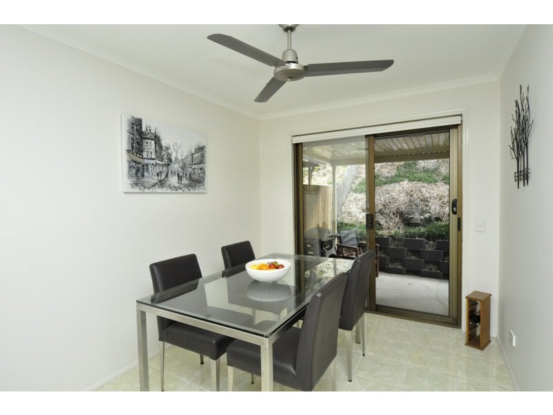 1/8 Epic Court, Oxenford QLD 4210