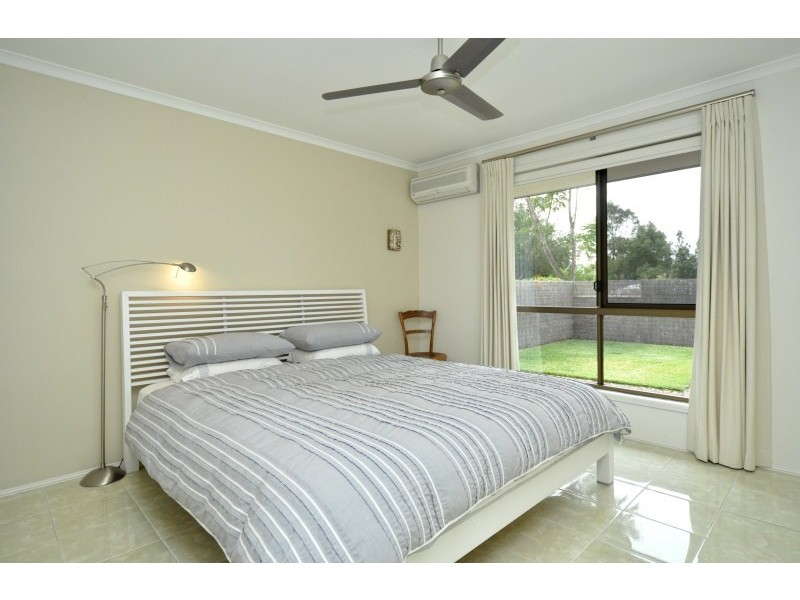 1/8 Epic Court, Oxenford QLD 4210