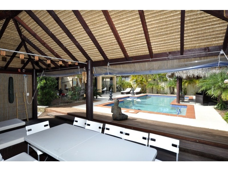 1 Zeller Crescent, Arundel QLD 4214