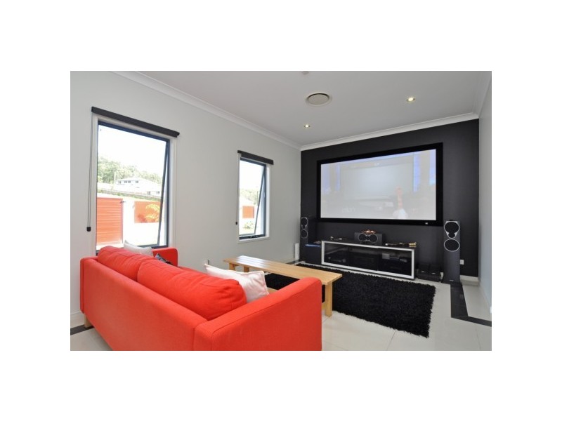 27 Conestoga Way, Upper Coomera QLD 4209