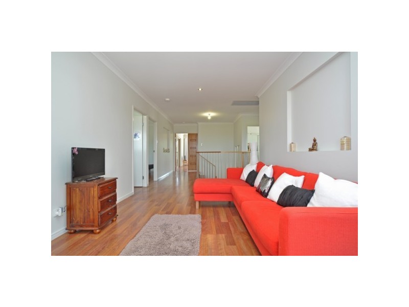 27 Conestoga Way, Upper Coomera QLD 4209