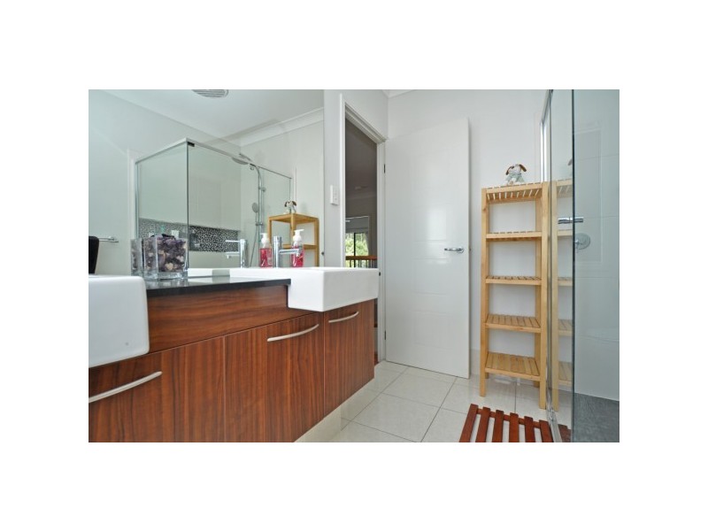 27 Conestoga Way, Upper Coomera QLD 4209