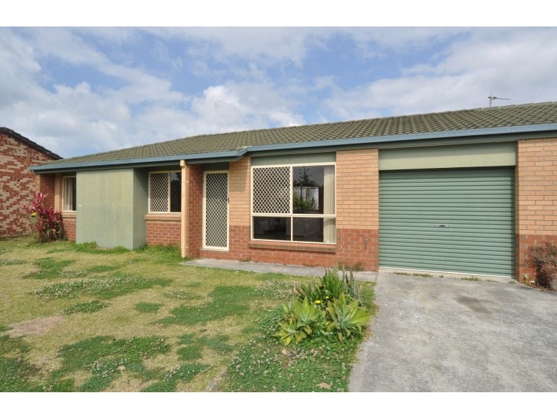 1/10 Crystal Reef Drive, Coombabah QLD 4216