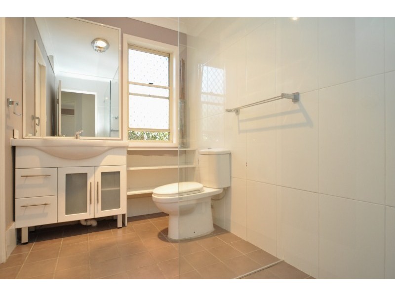 1/10 Crystal Reef Drive, Coombabah QLD 4216