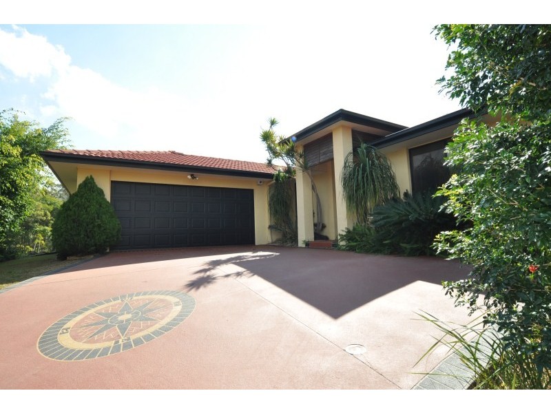 4 Farrer Court, Upper Coomera QLD 4209