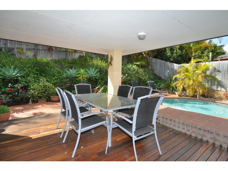 4 Farrer Court, Upper Coomera QLD 4209