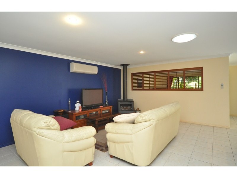 4 Farrer Court, Upper Coomera QLD 4209