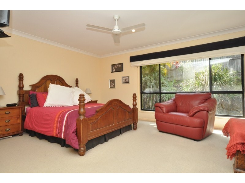 4 Farrer Court, Upper Coomera QLD 4209