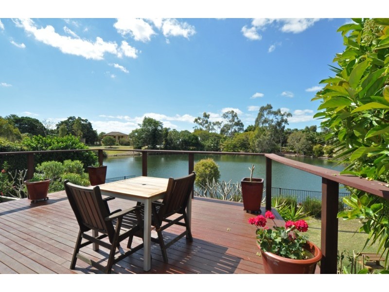 3 River Cove Place, Helensvale QLD 4212