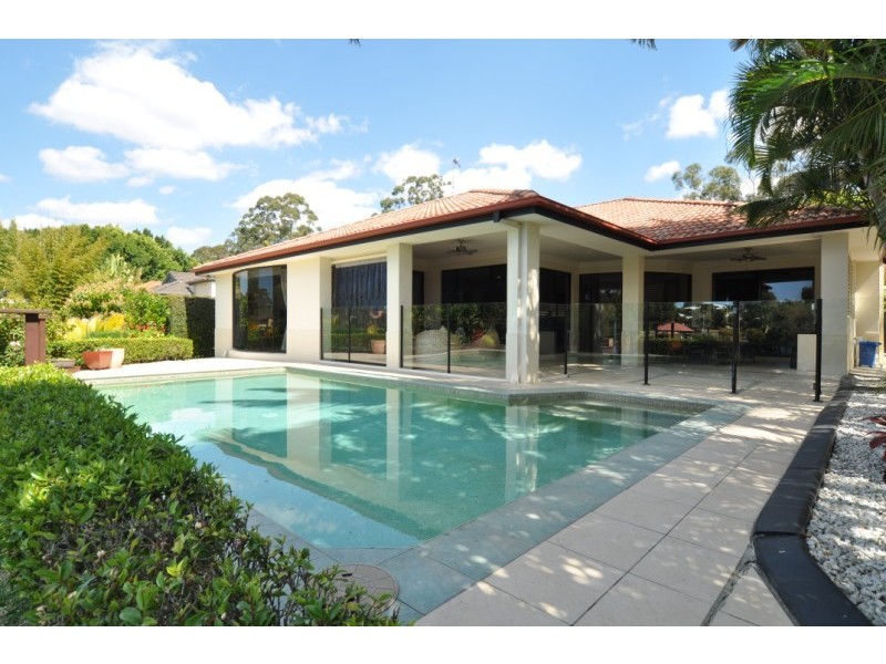 3 River Cove Place, Helensvale QLD 4212