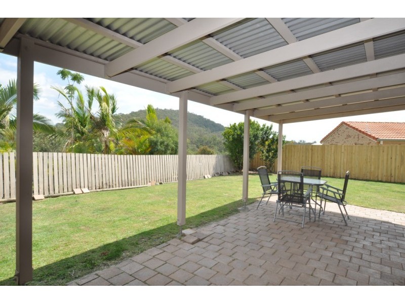 9 Weka Street, Oxenford QLD 4210