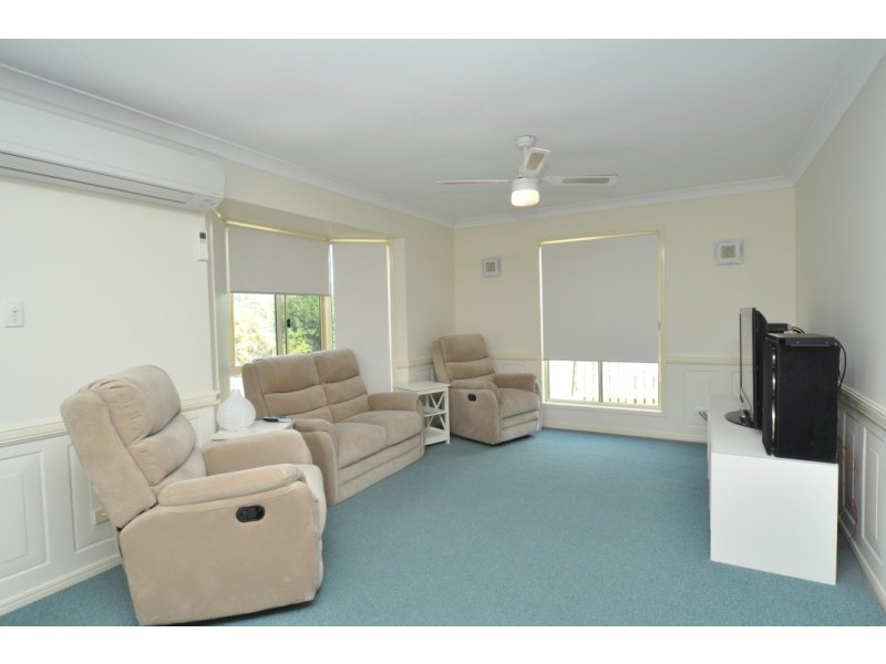 9 Weka Street, Oxenford QLD 4210