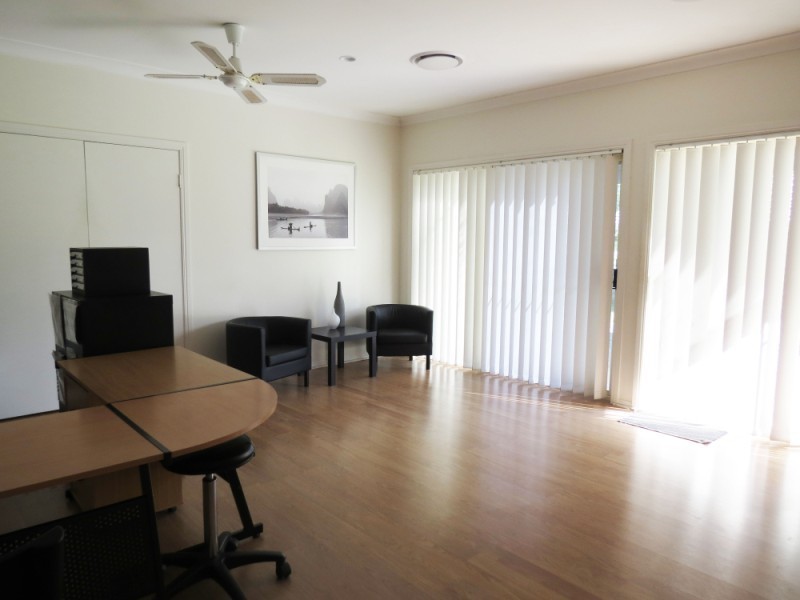 54 Ruth Terrace, Oxenford QLD 4210