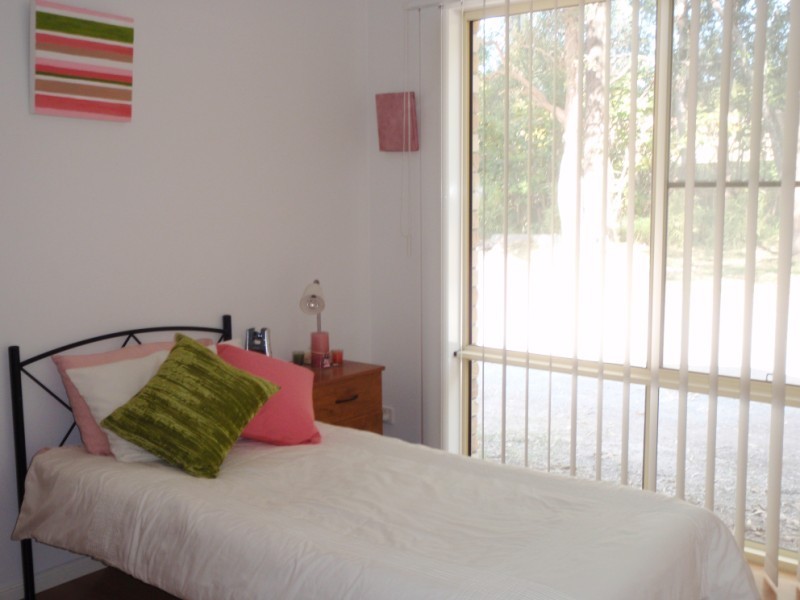 54 Ruth Terrace, Oxenford QLD 4210