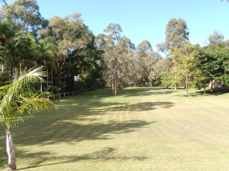 54 Ruth Terrace, Oxenford QLD 4210