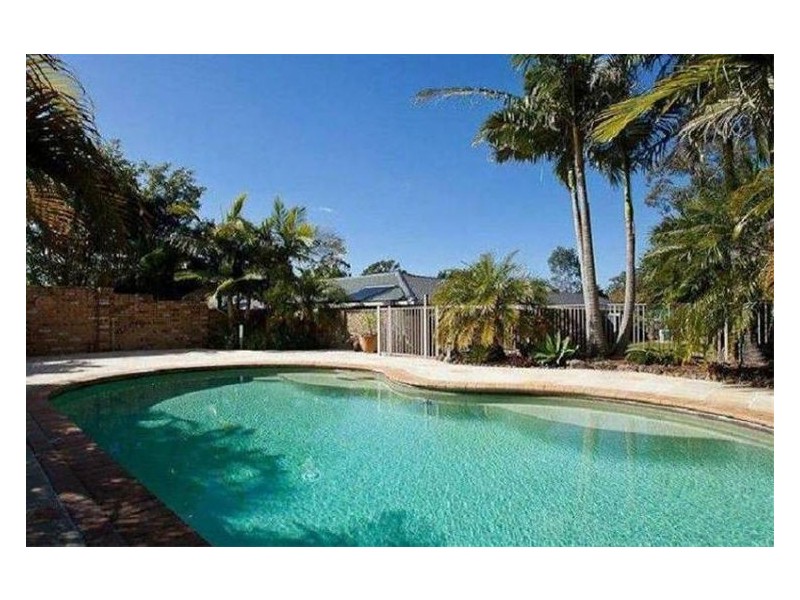 88 California Drive, Oxenford QLD 4210