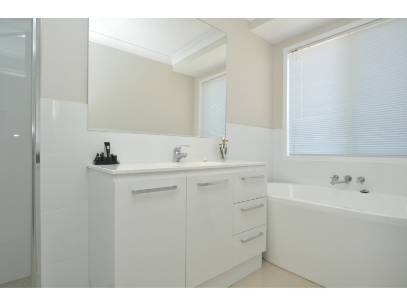 11 Gilpin Court, Upper Coomera QLD 4209