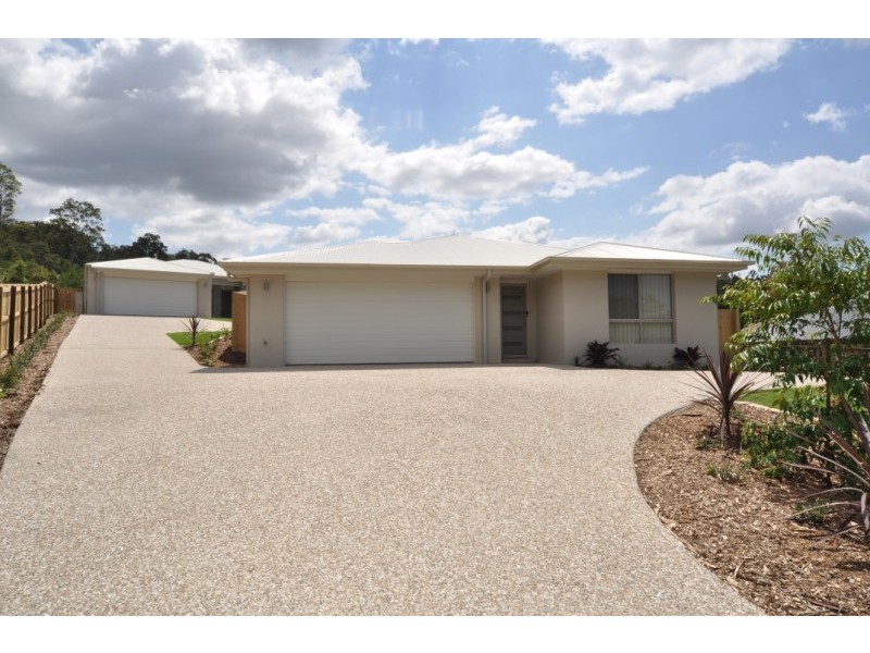 13 Morning Sun Court, Maudsland QLD 4210