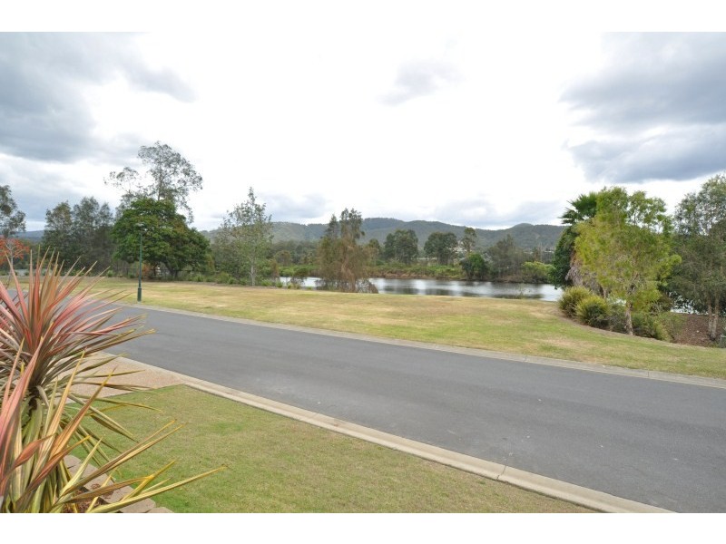 50 Graywillow Boulevarde, Oxenford QLD 4210