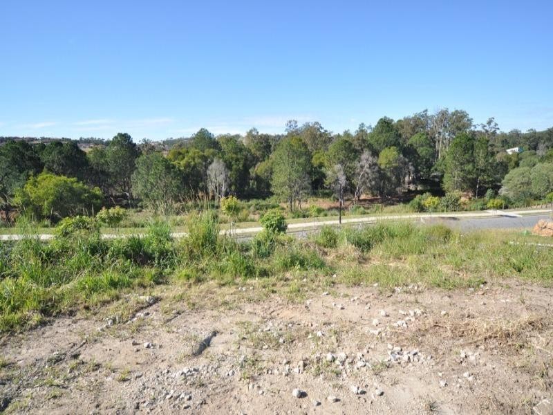 1 Carmen Court, Oxenford QLD 4210