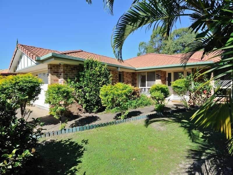 176 Mildura Drive, Helensvale QLD 4212