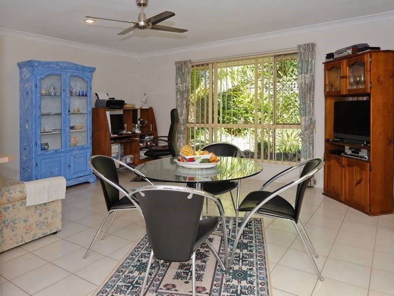 176 Mildura Drive, Helensvale QLD 4212