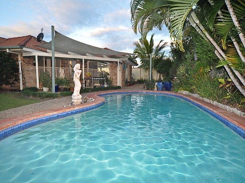 176 Mildura Drive, Helensvale QLD 4212