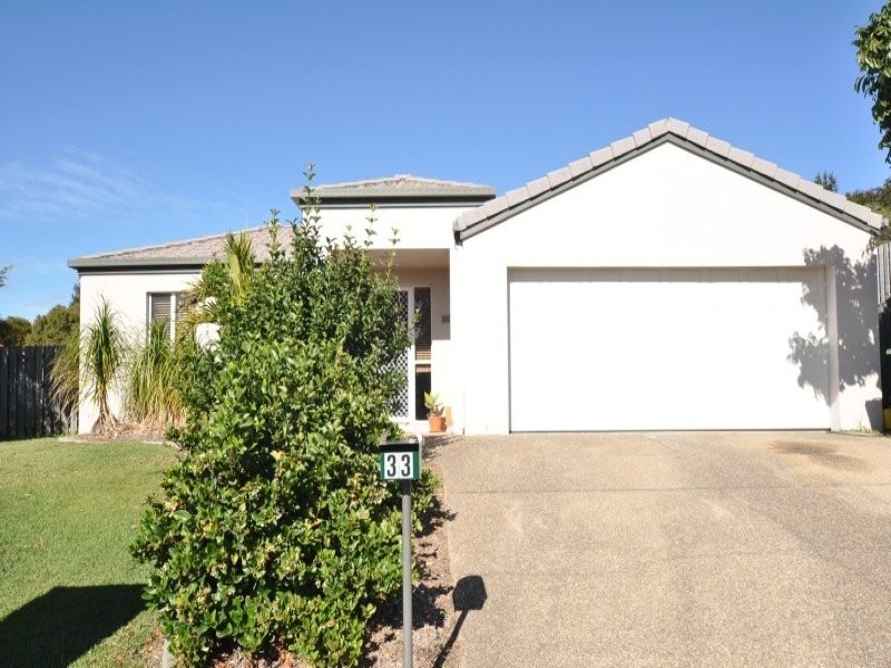33 Daintree Drive, Parkwood QLD 4214