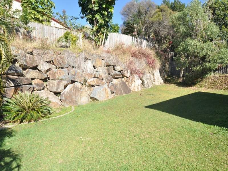 33 Daintree Drive, Parkwood QLD 4214