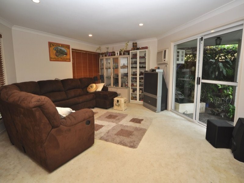 40 Arnold Palmer Drive, Parkwood QLD 4214