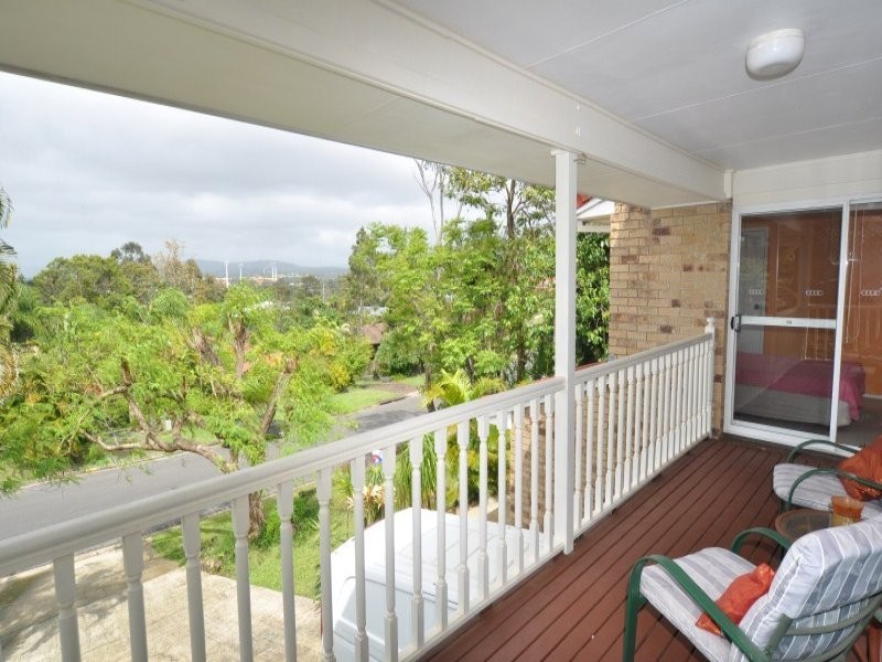 27 Milparinka Terrace, Ashmore QLD 4214