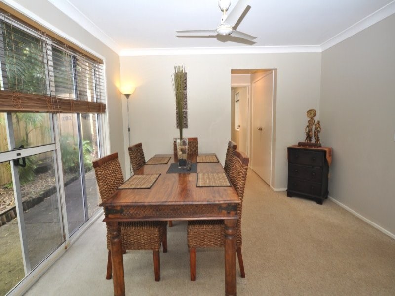 27 Milparinka Terrace, Ashmore QLD 4214