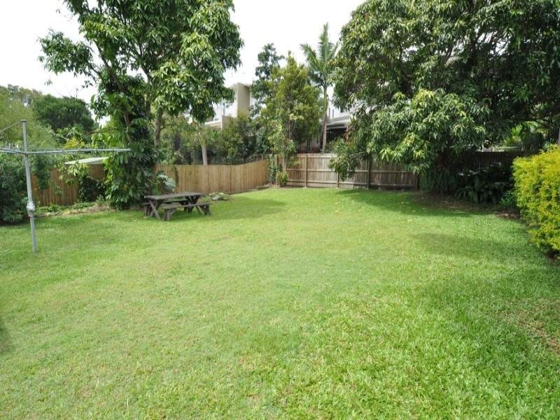 15 Wynflo Street, Labrador QLD 4215