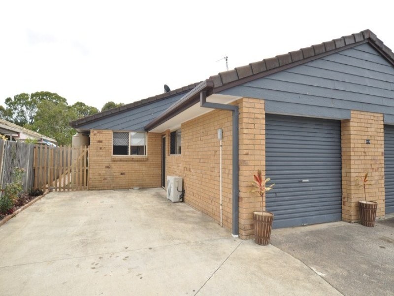 1/144 Kumbari Avenue, Labrador QLD 4215