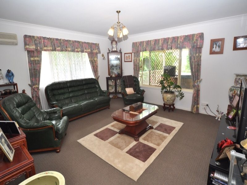 8 Stadler Court, Parkwood QLD 4214