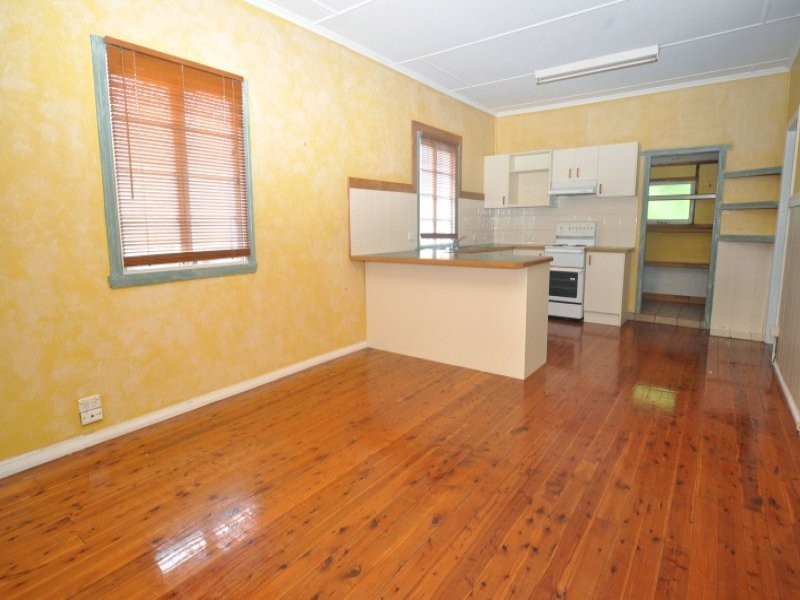 5 Chuter Avenue, Southport QLD 4215