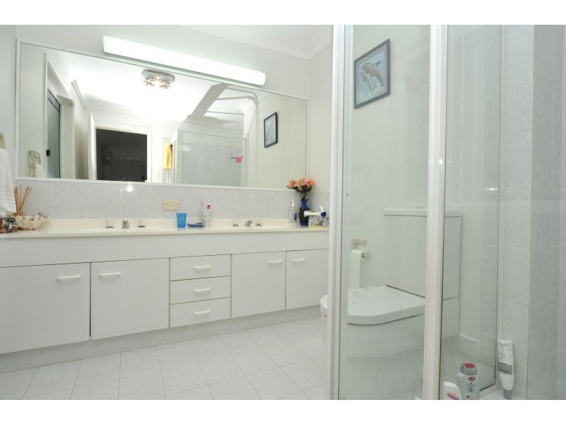 36 Arnold Palmer Drive, Parkwood QLD 4214