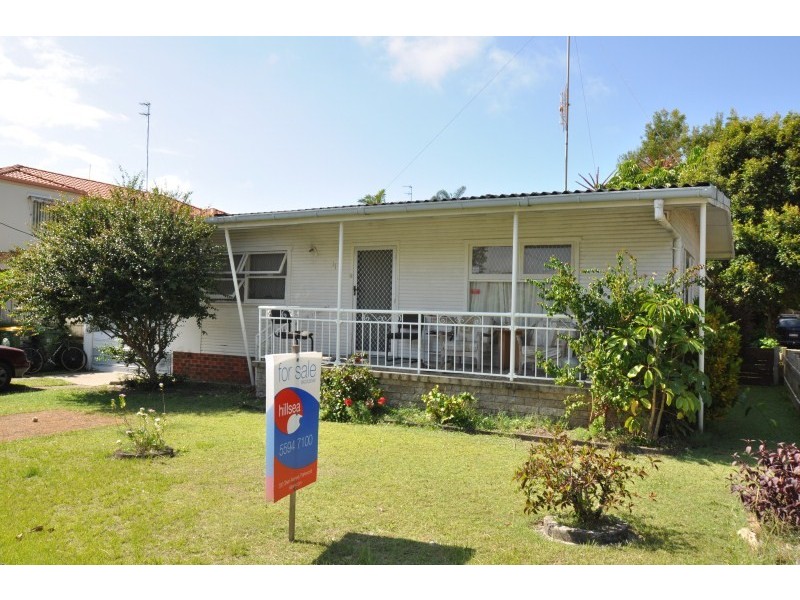 17 Gordon Street, Labrador QLD 4215