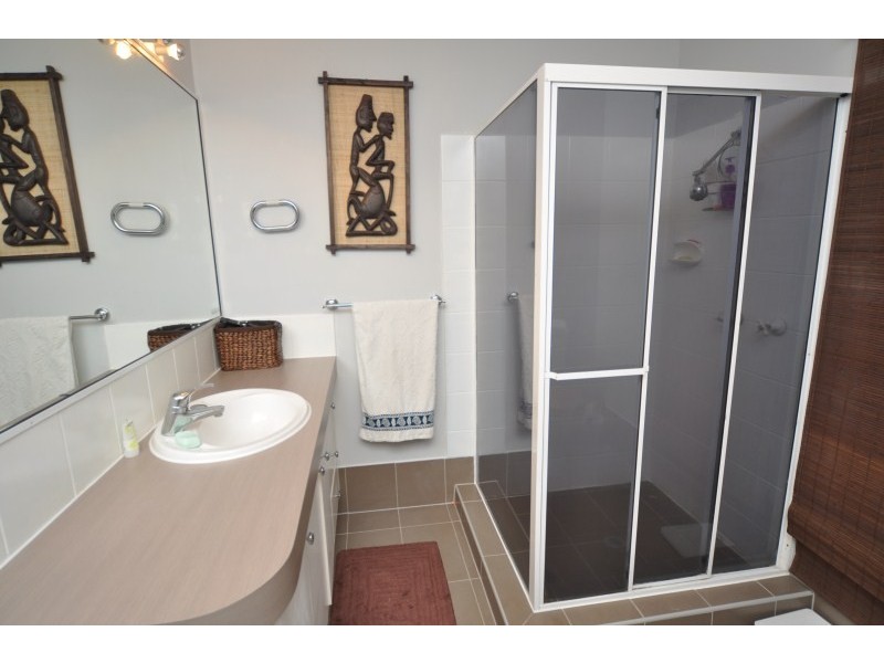 12 Milparinka Terrace, Ashmore QLD 4214