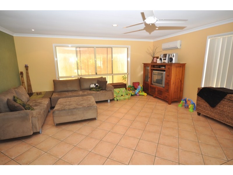 41 Tiger Drive, Arundel QLD 4214