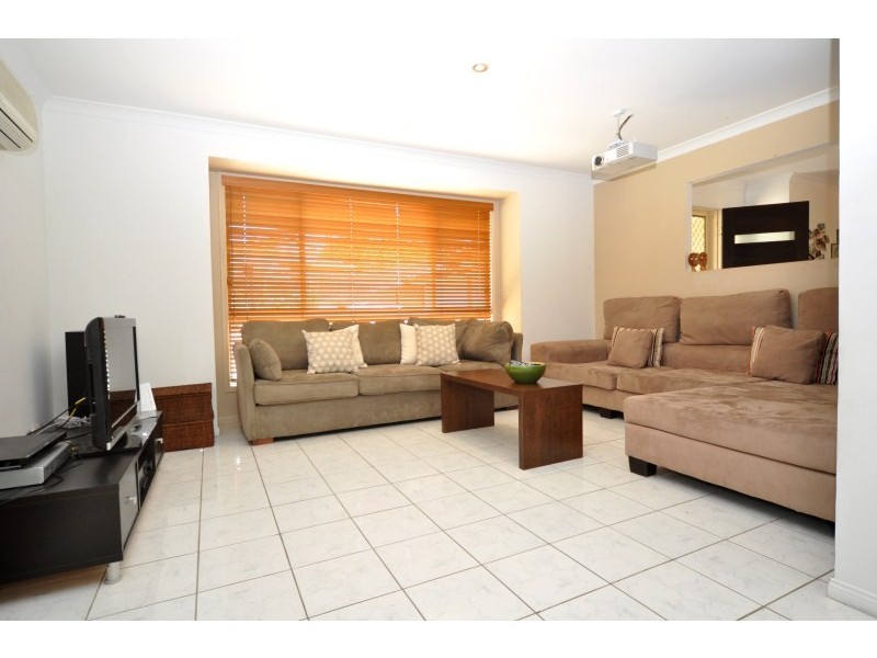 17 Carner Court, Parkwood QLD 4214