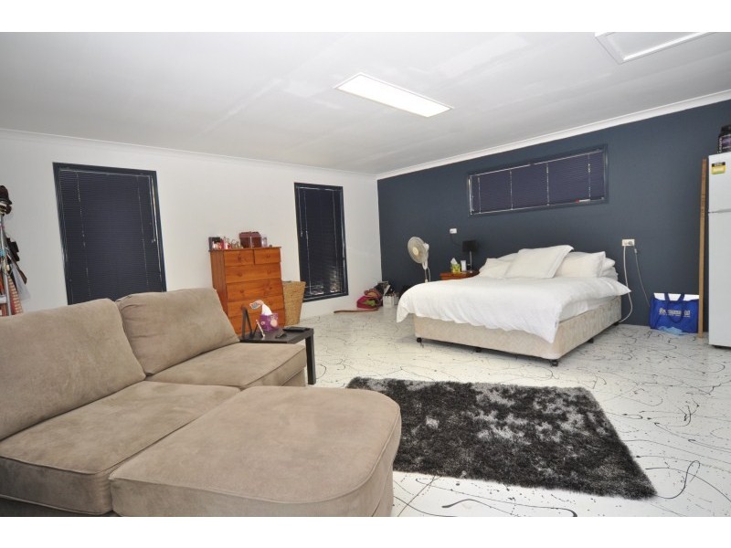 17 Carner Court, Parkwood QLD 4214